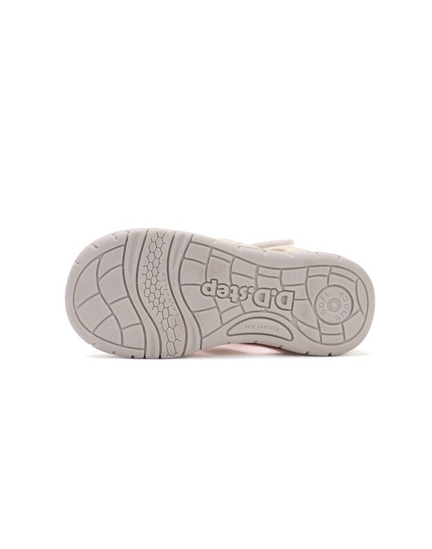 Greitai džiūstantys batai  Quick dry  20-25 d. G065-51957D