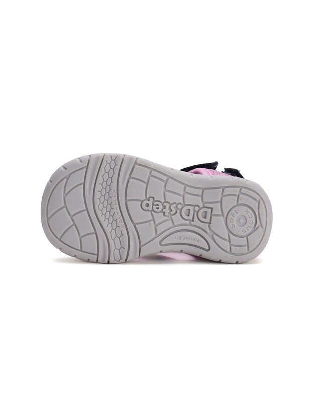 Greitai džiūstantys batai  Quick dry  20-25 d. G065-51748D